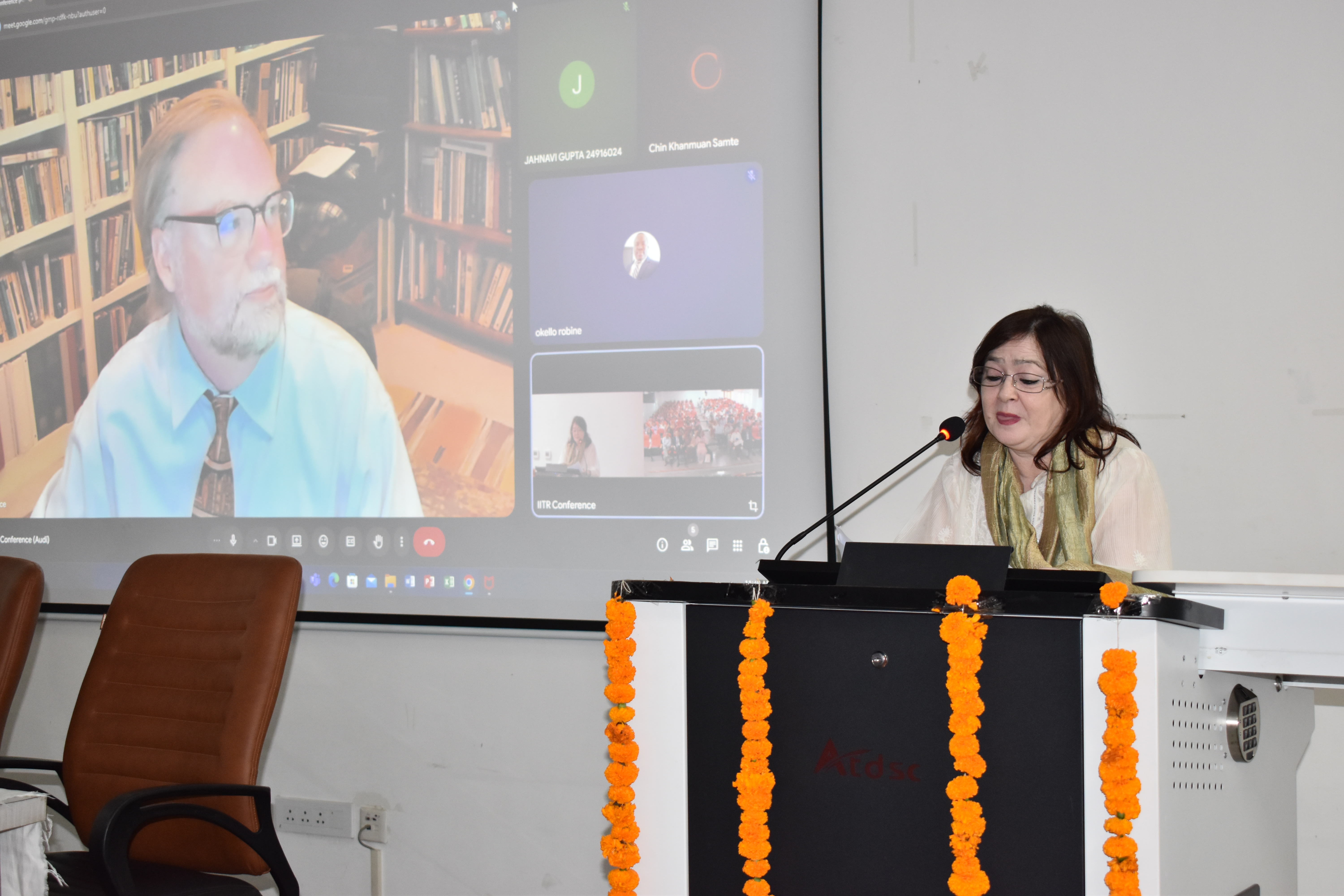 There is an image her