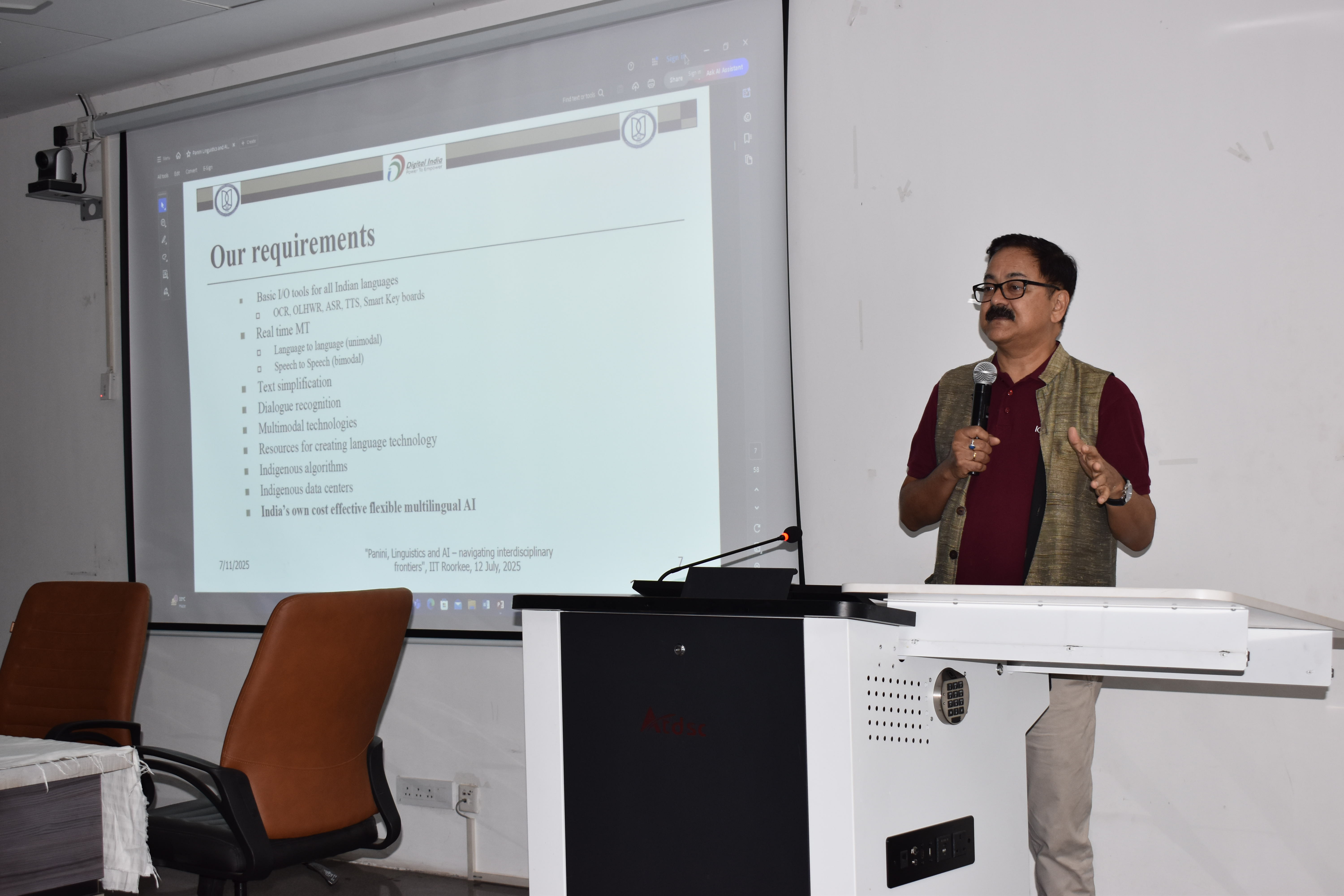 There is an image her