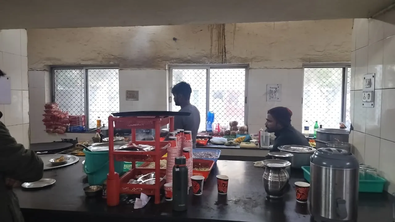 Day Canteen 2